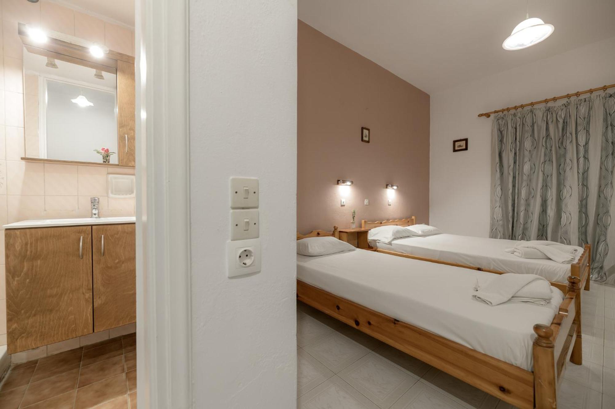 Anthi Studios&Apartments Alykes  Esterno foto