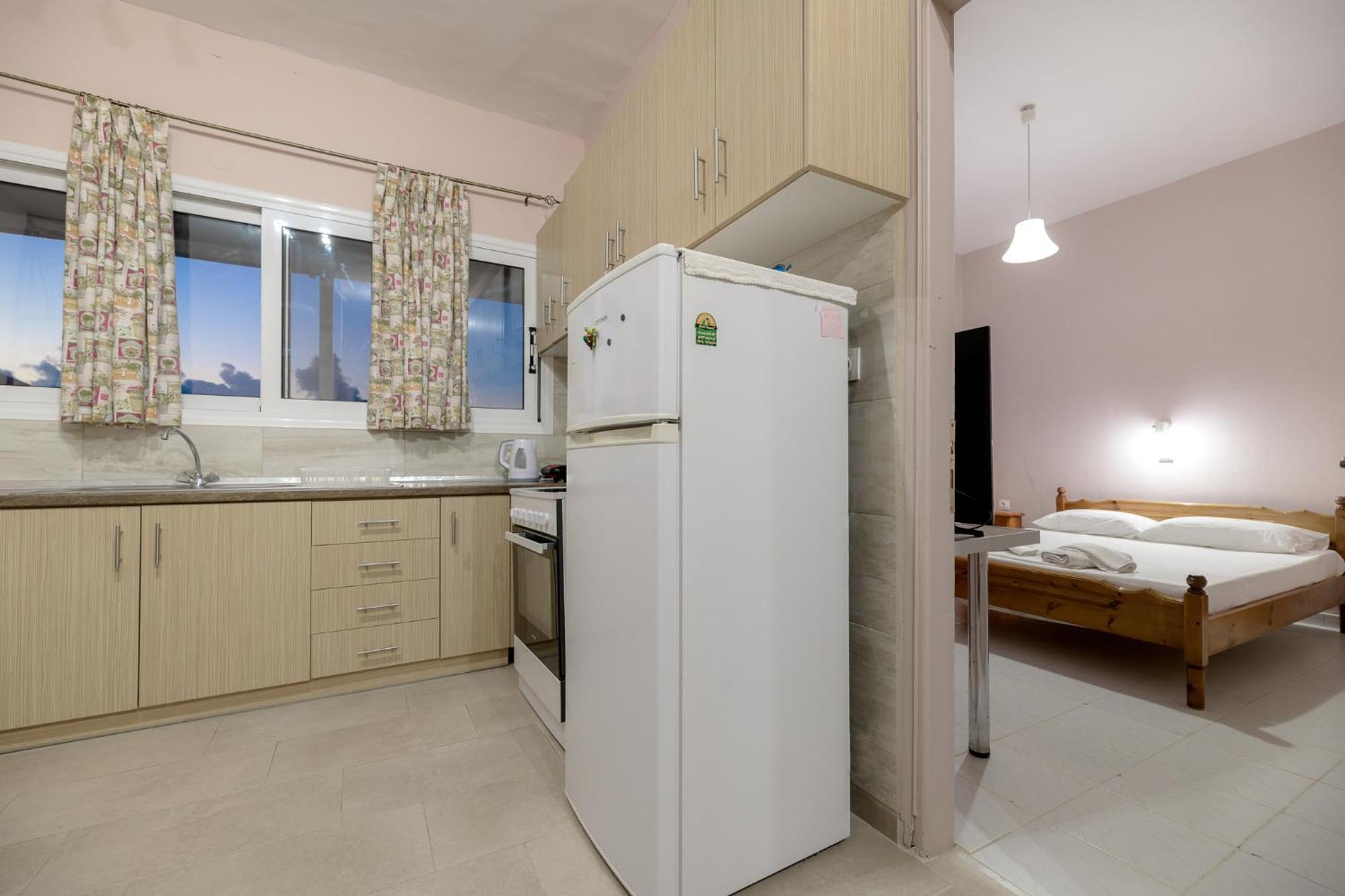 Anthi Studios&Apartments Alykes  Esterno foto