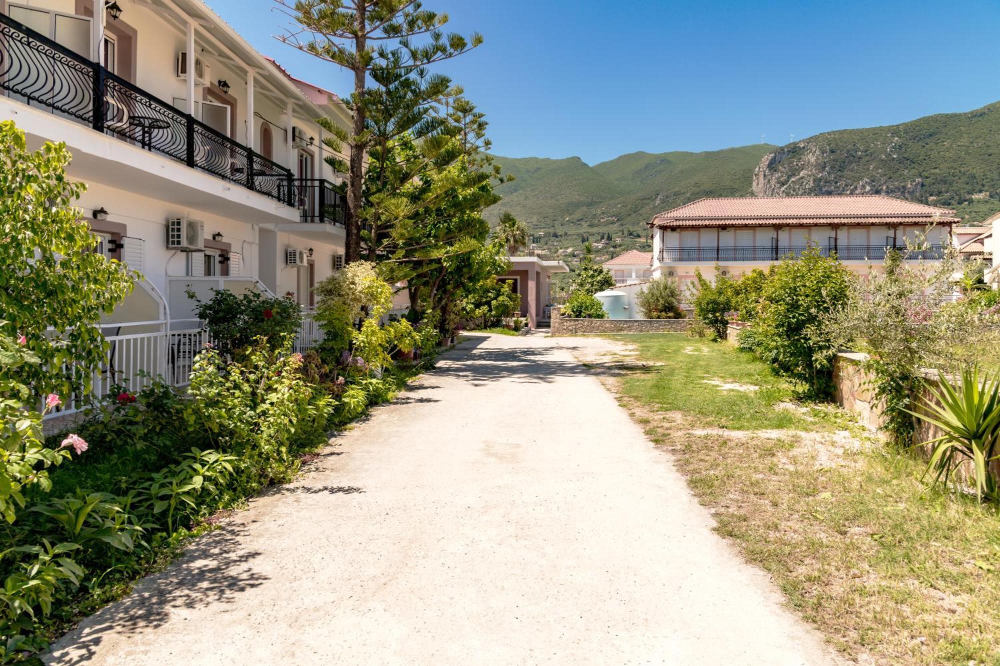 Anthi Studios&Apartments Alykes  Esterno foto